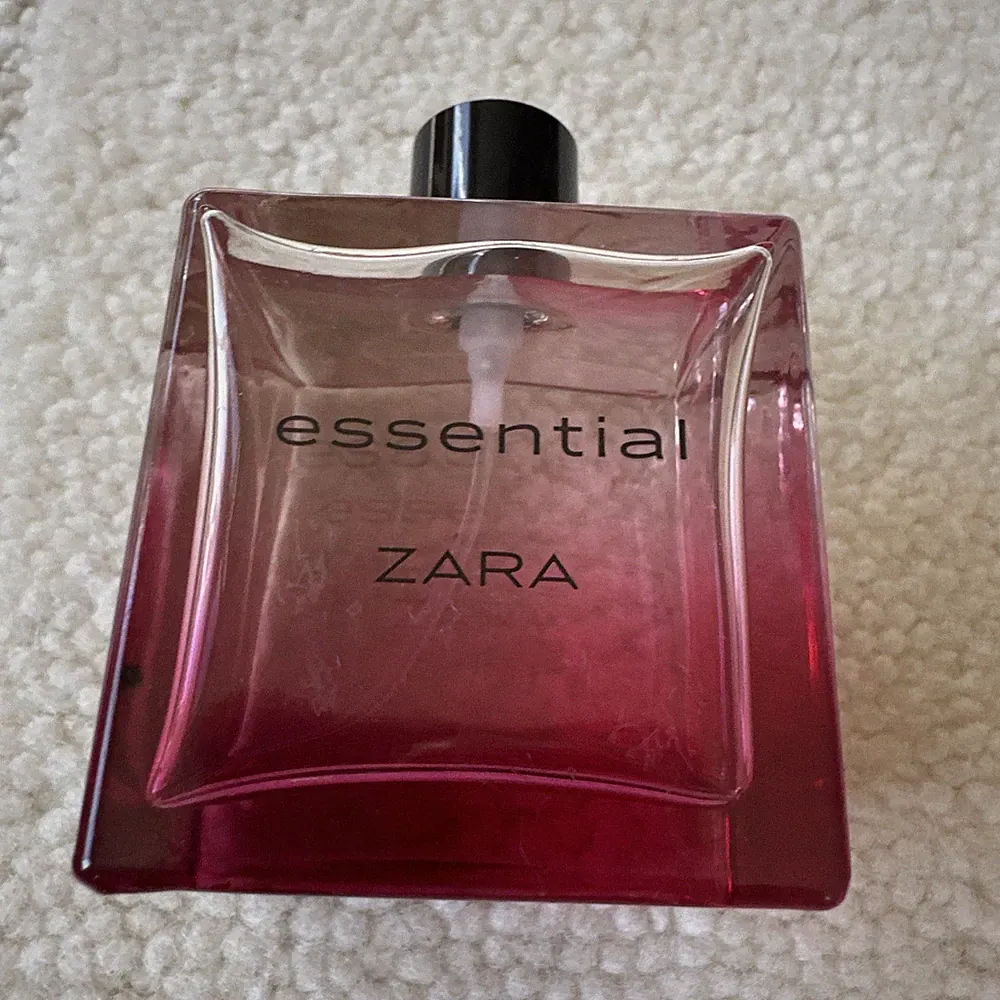 Zara Essential Eau De Toilette Perfume Natural Spray 3.4 Oz Discontinued Read