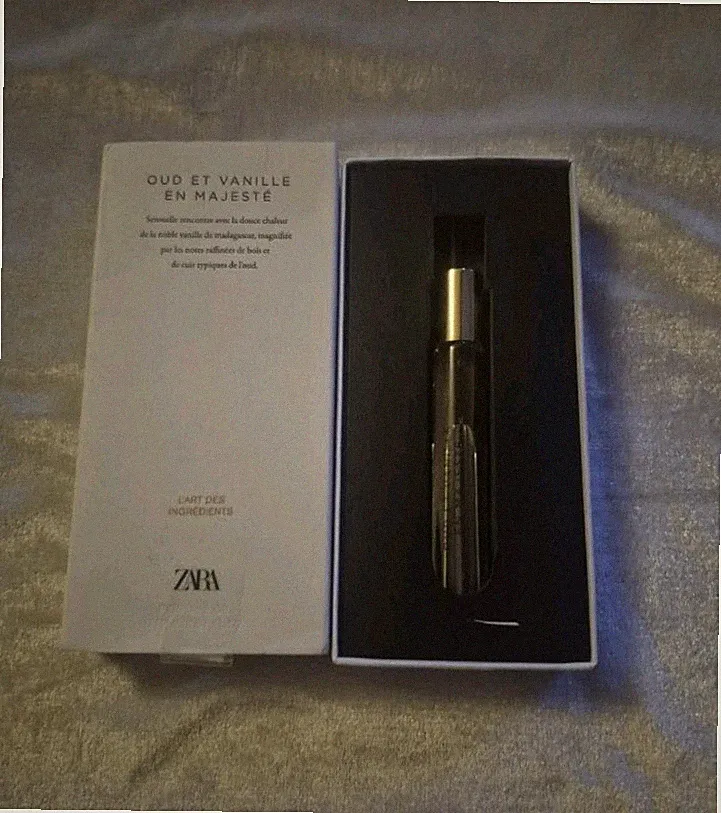 ZARA OUD ET VANILLE EN MAJESTE PERFUME OIL 15 ML